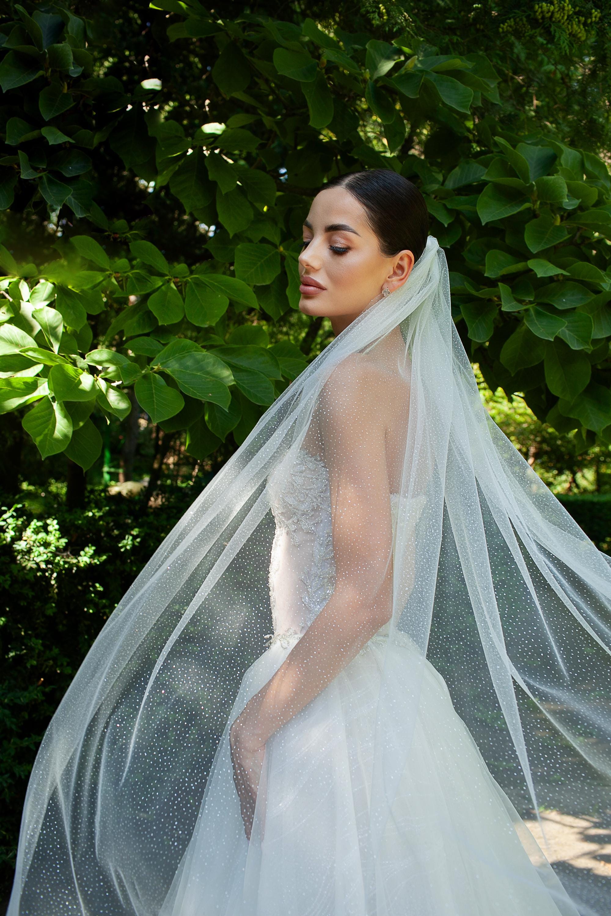 Simple Glitter Wedding Veil in Different Sizes