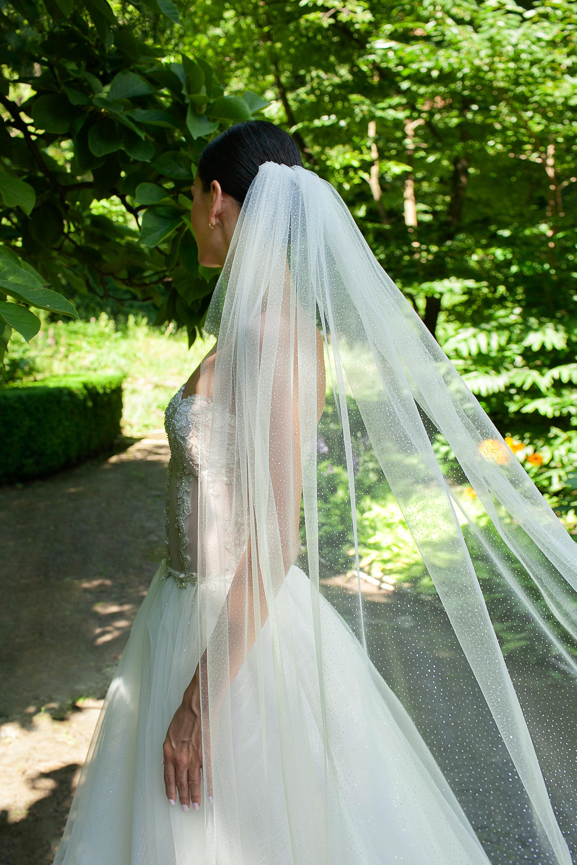 Simple Glitter Wedding Veil in Different Sizes