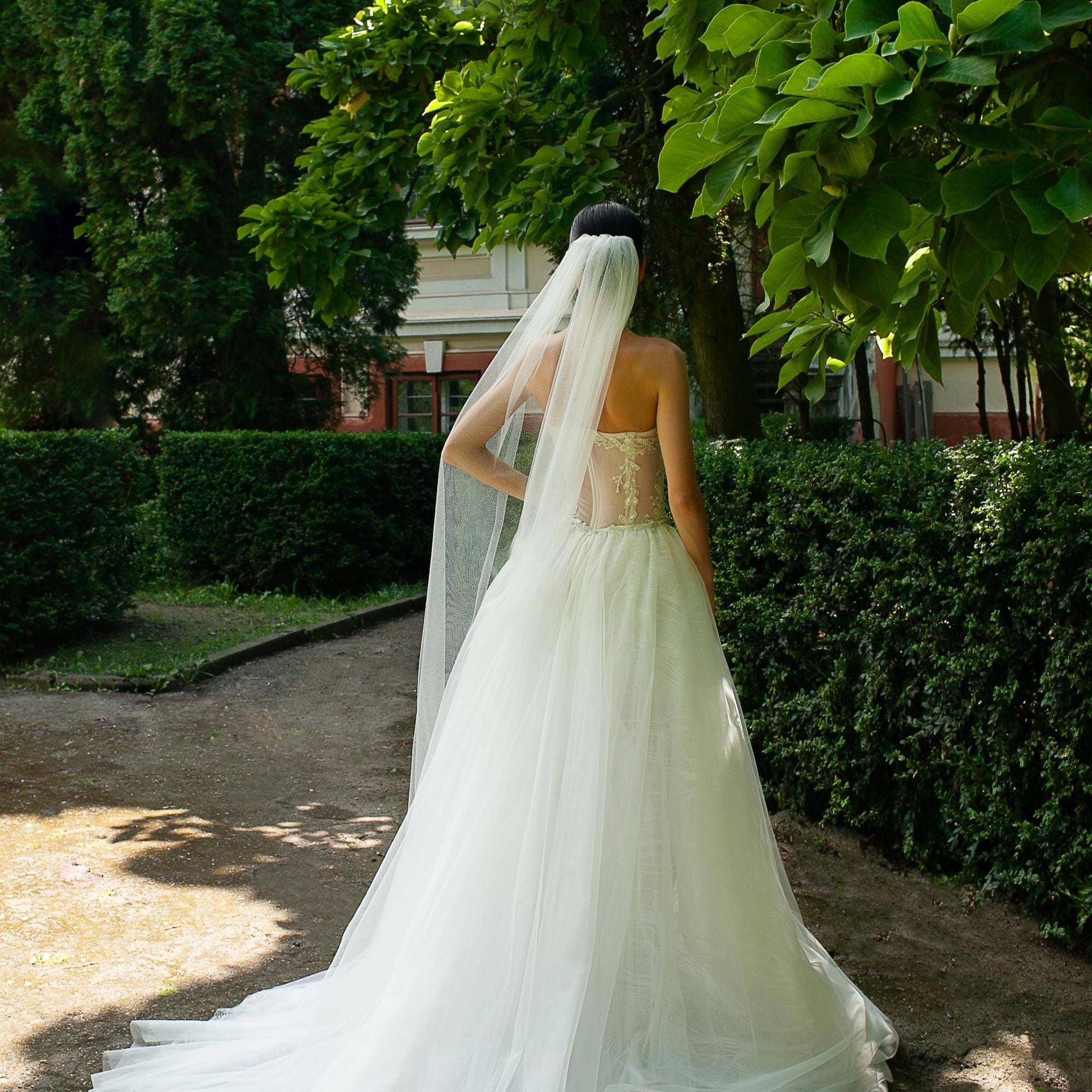 Simple Glitter Wedding Veil in Different Sizes
