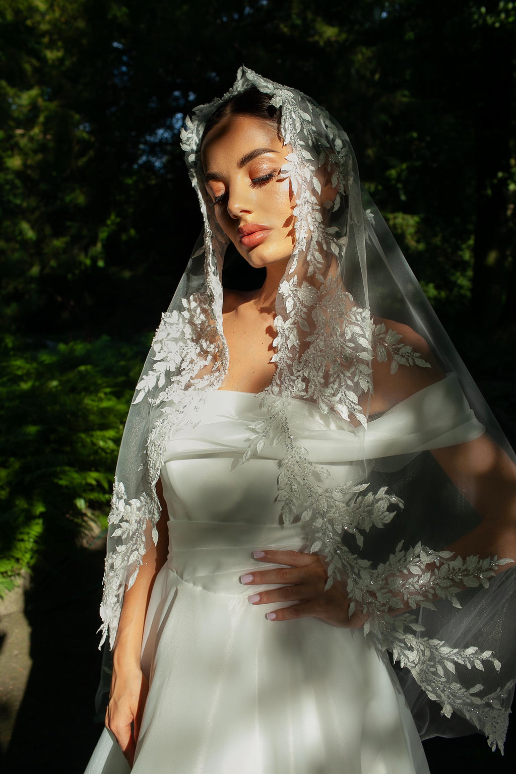 Elegant Lace Bridal Veil | Embroidered with Pearls, Beads & Sequins