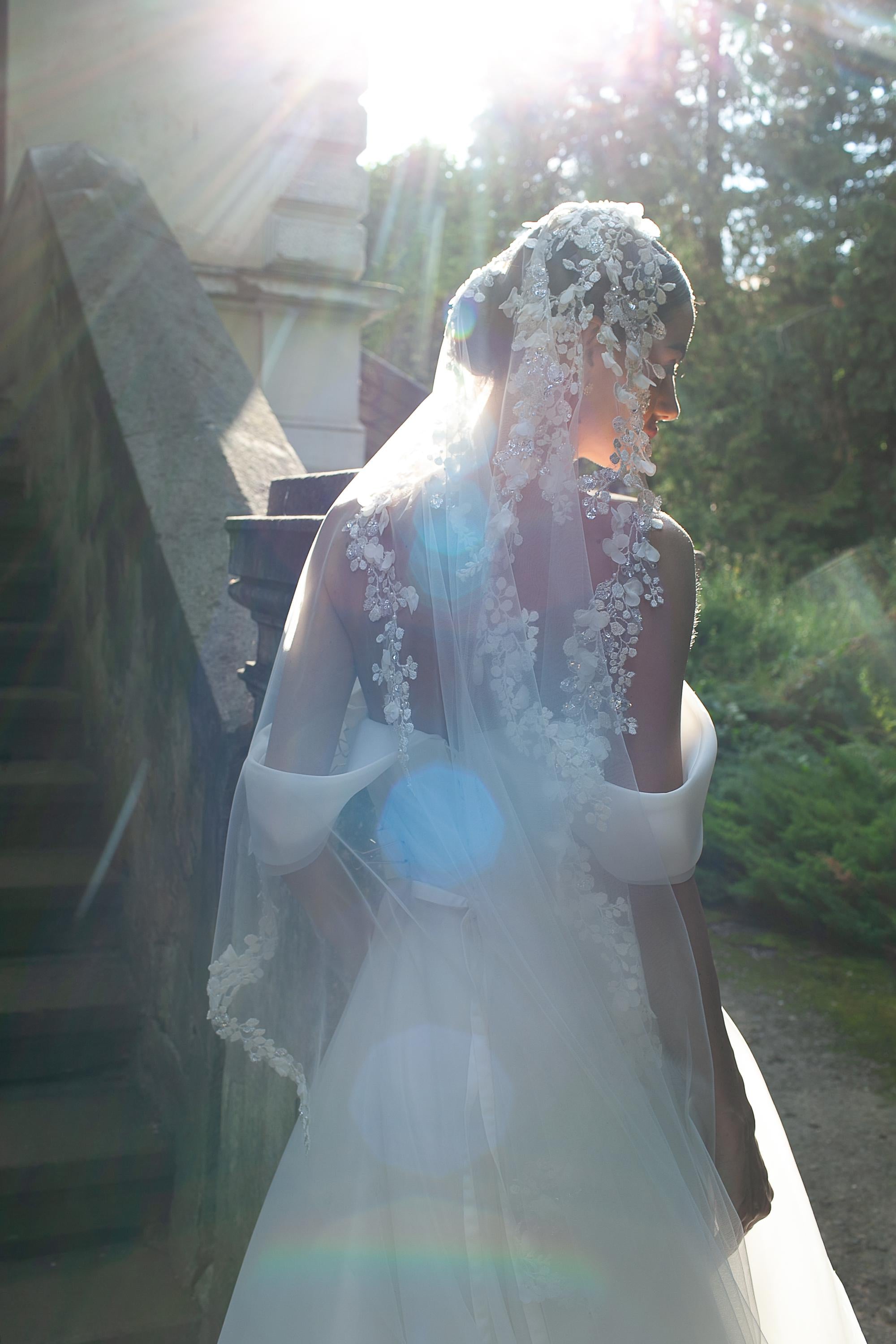 Bridal veil Lace 3D leaves with sequins