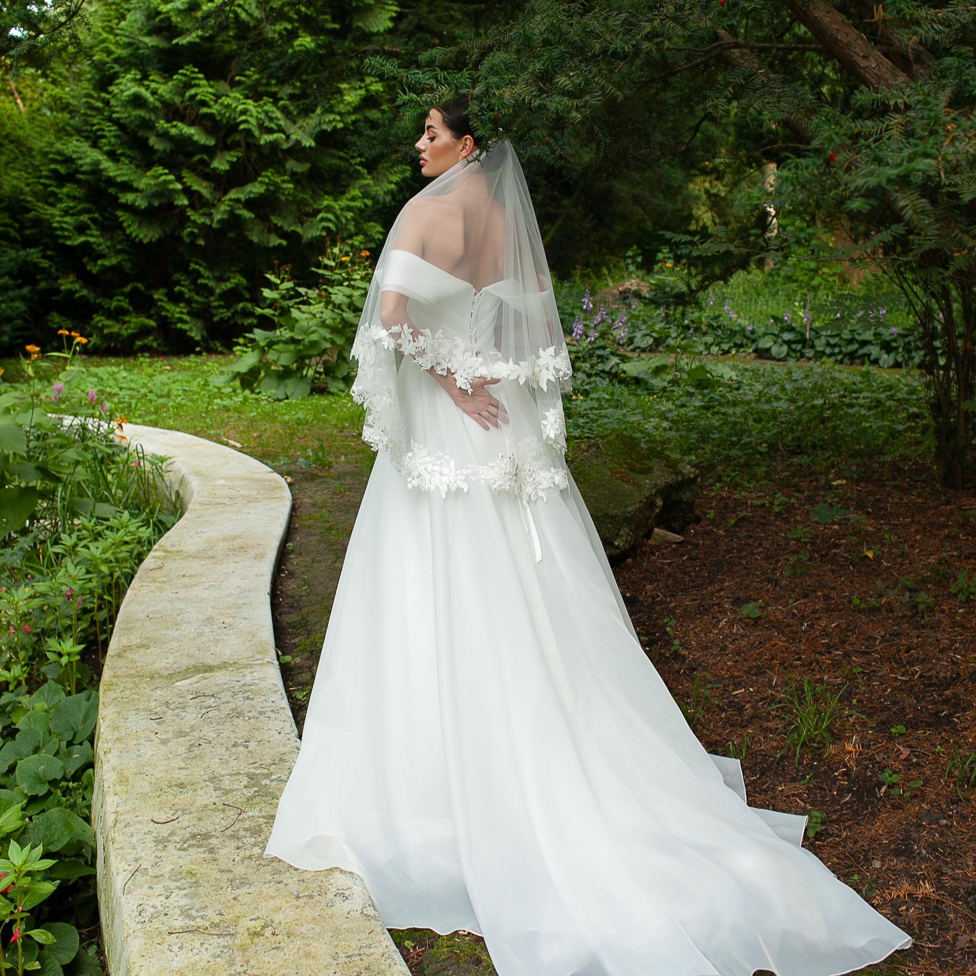Lace wedding veil | Double Tiers Veil